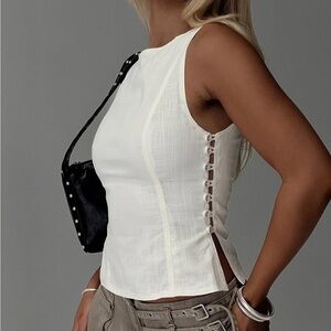 Princess Polly escaper top